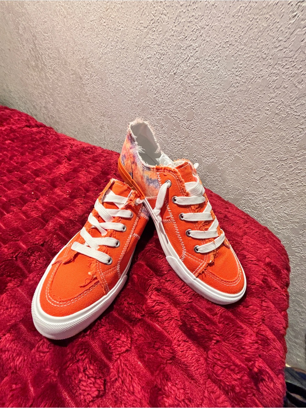 N No Tags Obtaom Women’s Orange Canvas Low-Top Sneakers Size 9 stitched Tye Dye